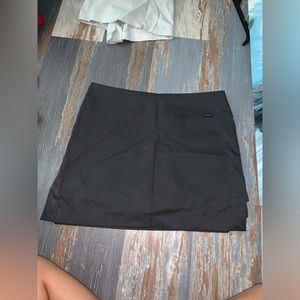 gray smallwoods yacht skirt with built in skirt size 12